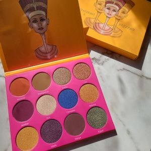 Juvia Place Palette
